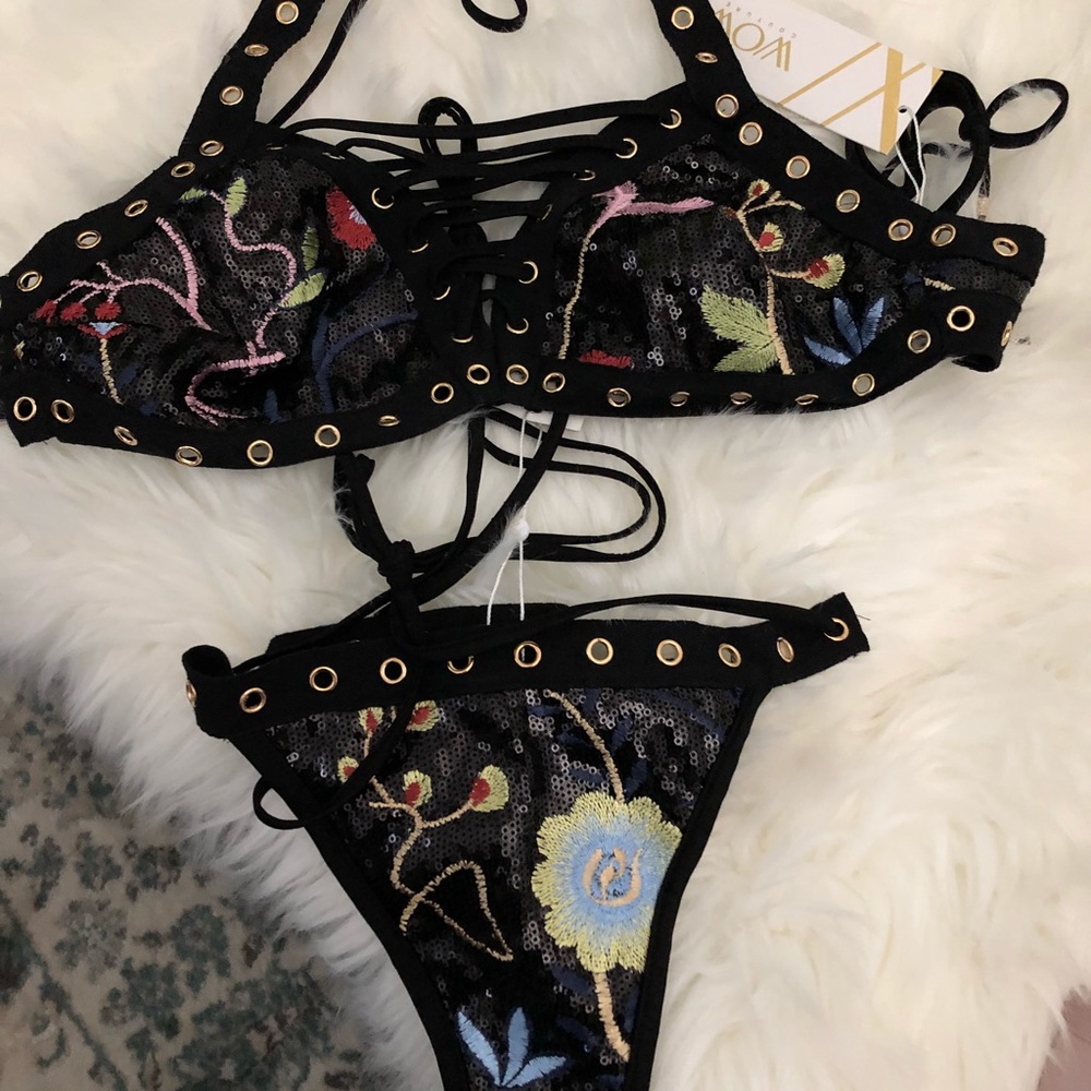Swimsuits - Picture 5 of 5